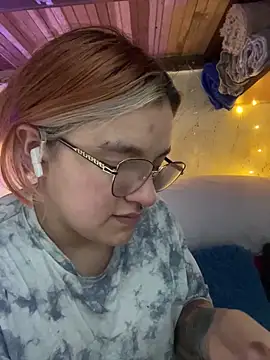 SophiaWeestt99 online show from November 30, 5:44 am