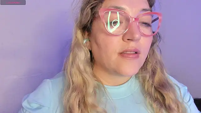 Naty Mature  online show from April 16, 9:39 pm