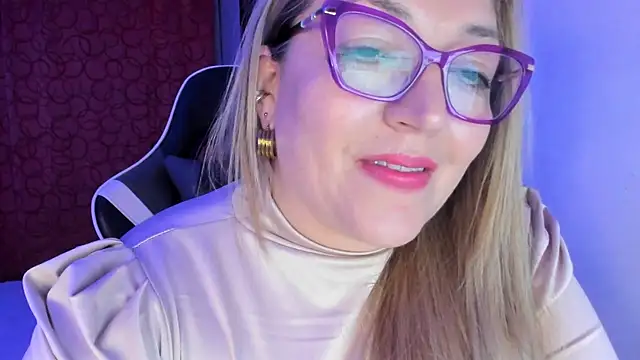 Naty Mature  online show from September 13, 4:20 am