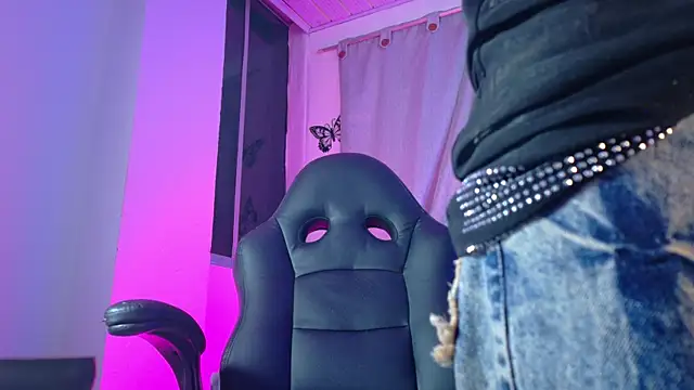 meggan 77 online show from January 13, 5:24 am