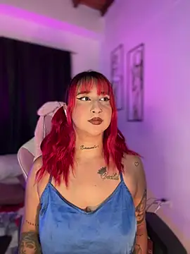 ashlyrey-1 online show from April 15, 11:49 pm