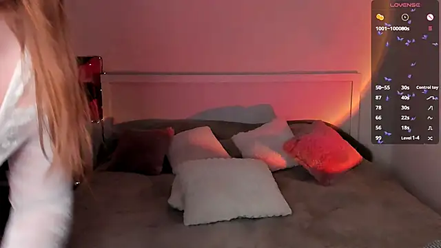 LittleKiitten online show from November 14, 4:18 pm