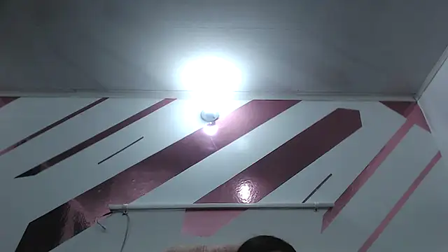 Kitten Hot  online show from December 1, 11:18 pm