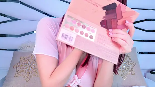 ElizabetthKitty online show from December 15, 12:32 pm