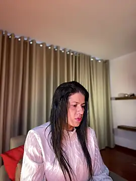 Alice Biel online show from July 23, 3:20 pm