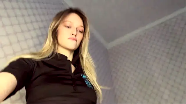 Evvie Summn1 online show from February 27, 5:18 am