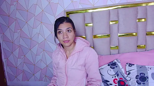 nina carther online show from February 9, 11:23 am