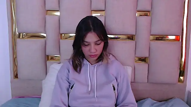 nina carther online show from November 13, 11:20 am