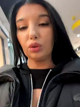 Tisha Busty online show from December 14, 12:33 pm