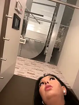 Tisha Busty online show from September 30, 1:39 pm