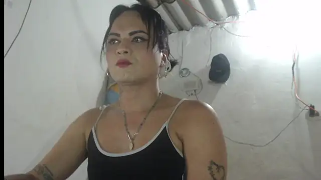 Analiasmith89 online show from April 21, 6:37 pm