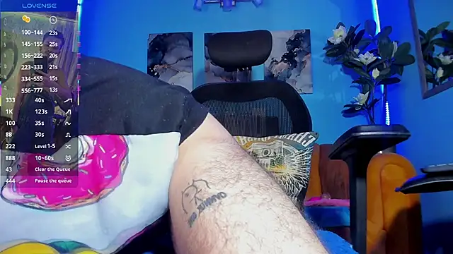  hairybeard  online show from October 15, 5:54 am