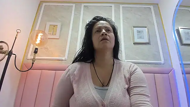 Ambber moon online show from November 22, 3:20 am