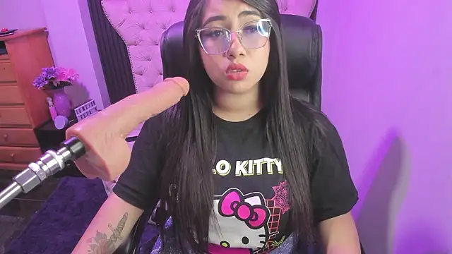 Sexy cristall  online show from February 5, 7:50 pm