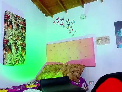 Ambarhilton online show from October 29, 5:12 am