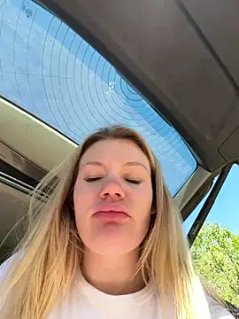 justmilaa online show from April 25, 12:52 pm