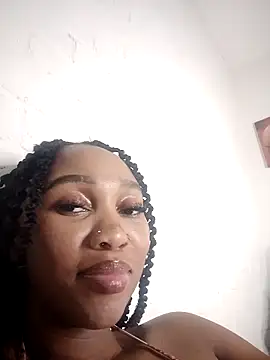 Shria107 online show from February 11, 11:06 pm