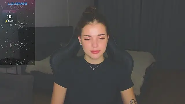 adrianawow1 online show from November 8, 3:11 am