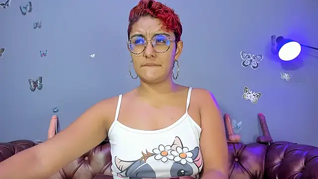 Kaira mosse online show from February 28, 12:15 pm