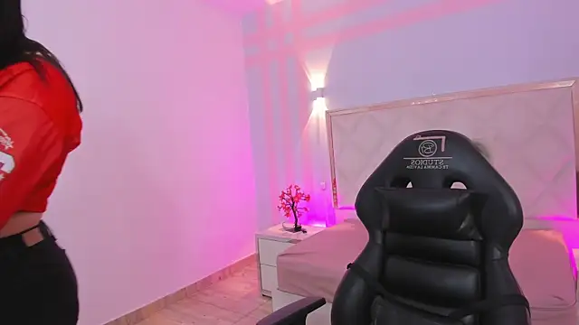 Brendda tay online show from April 9, 3:20 am