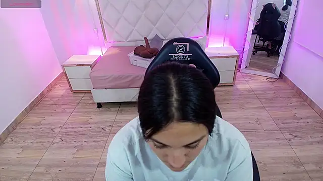 Brendda tay online show from October 28, 3:34 am