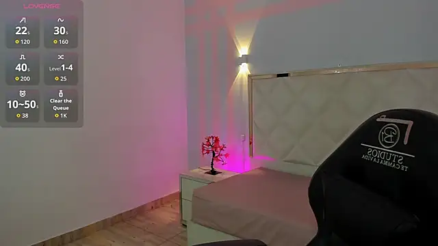 Brendda tay online show from April 25, 3:20 am