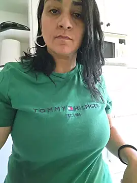 paulinaDiaz1 online show from August 2, 11:24 am