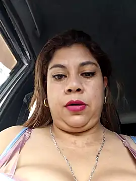 Laura-Hernandez online show from February 16, 3:12 pm