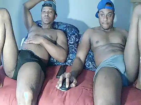 quincyray online show from April 13, 6:14 am