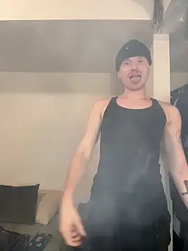 cloudy bro online show from December 20, 5:00 am