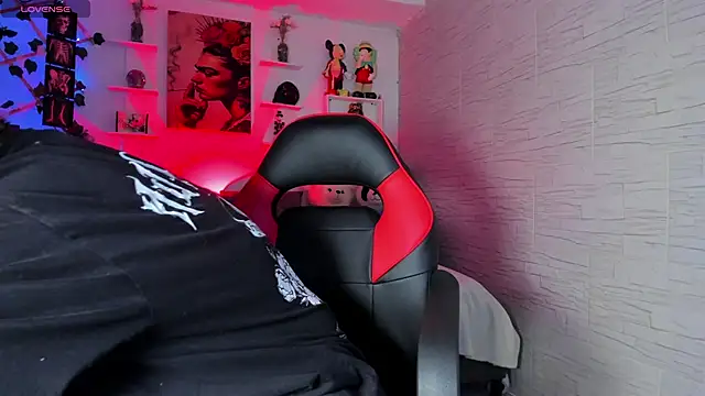 ZuryRamirez  online show from November 1, 8:24 pm