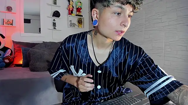 Snapshot of ZuryRamirez_ chatting on October 22, 9:09 pm ZuryRamirez  online show from October 22, 9:09 pm