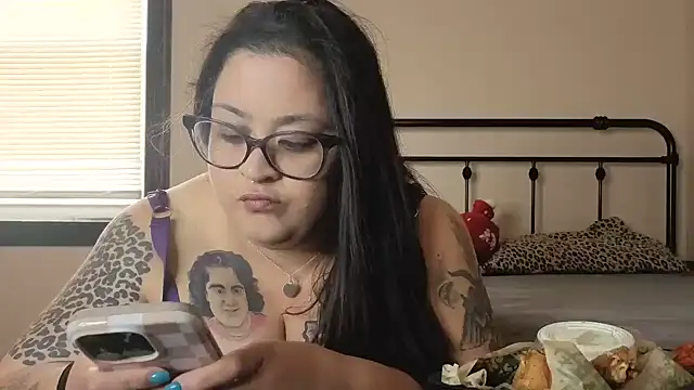 tillymarie34 online show from October 1, 4:45 pm