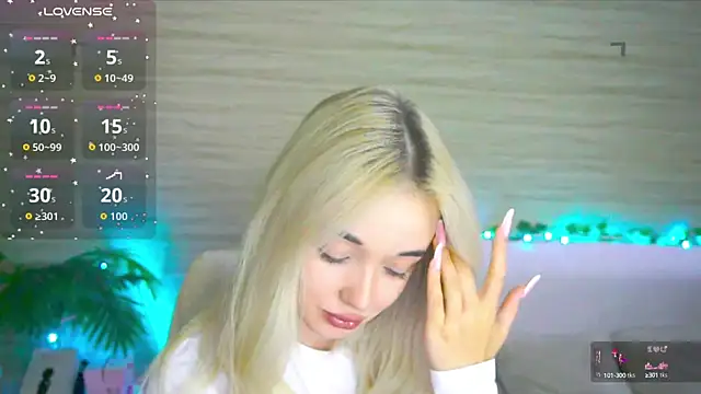 Ashley S online show from September 19, 11:59 pm