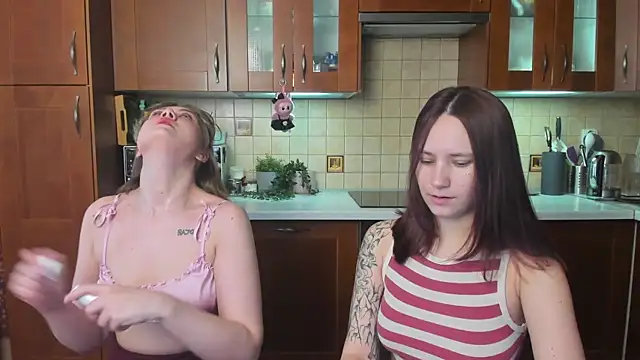 HotCaramellsTV online show from May 9, 11:01 am