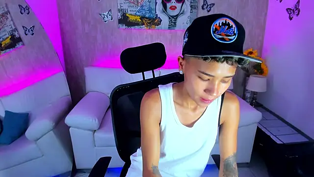 nova sex01 online show from February 3, 6:22 am