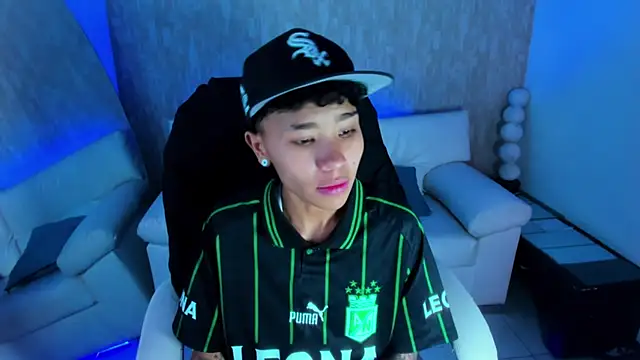 nova sex01 online show from September 18, 4:22 am