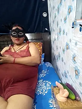 tina8th online show from November 3, 5:28 pm