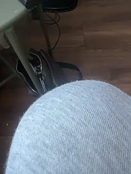 dutchpinklady online show from March 18, 7:13 am