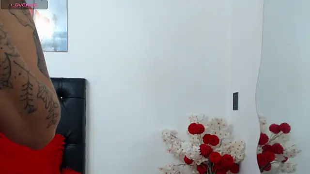 lily f00x online show from February 4, 12:41 pm