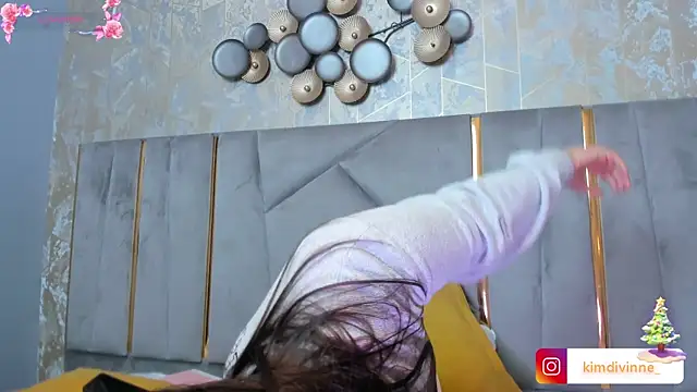 KimDevinne online show from November 29, 2:59 am