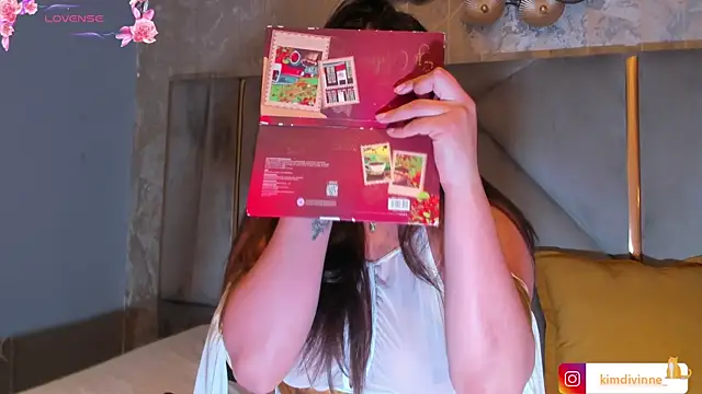 KimDevinne online show from October 15, 3:09 am