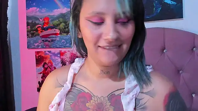 Mila nixon02 online show from July 20, 4:41 pm