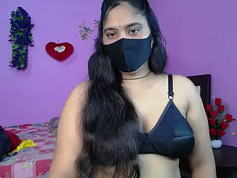 Hot Maleka online show from April 17, 2:13 am