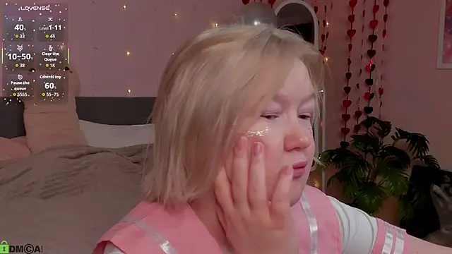 Sara Robinson online show from February 28, 2:55 am