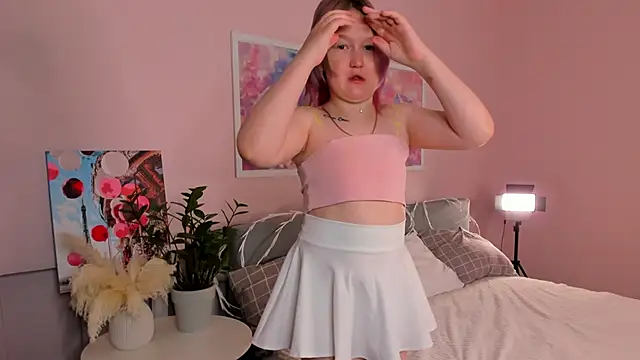 Sara Robinson online show from September 13, 3:47 am