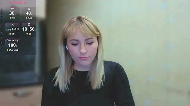 Smoorodinkaa online show from November 6, 8:15 pm