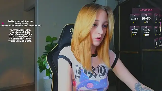 MaryRace online show from June 19, 5:27 pm