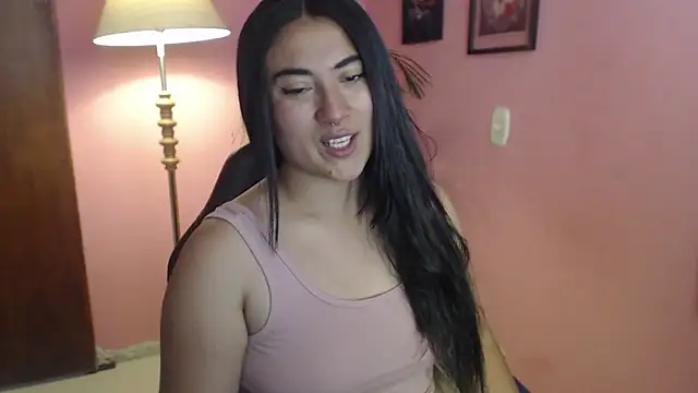 bunnyemilyrose36 online show from April 8, 3:03 pm