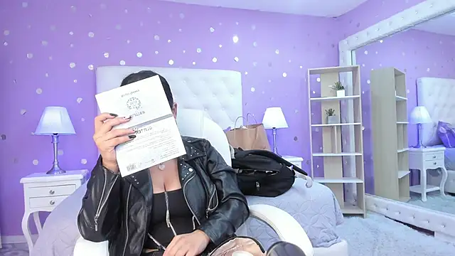 scarlette 15  online show from November 9, 12:12 pm